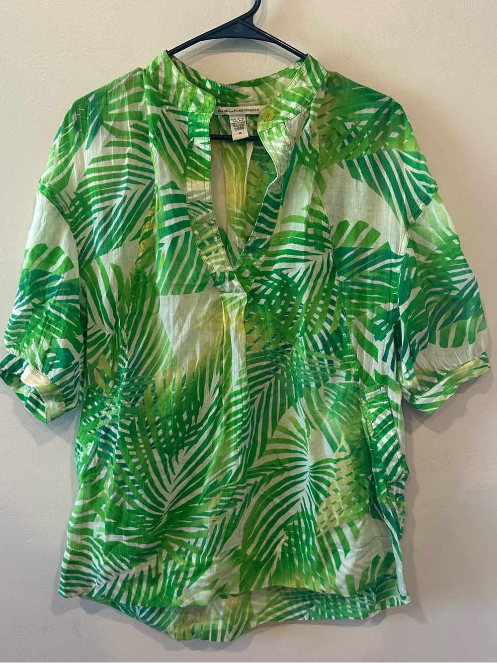 Diane von Furstenberg Silk Cotton Green/White Tropical V-Neck Tunic Blouse 10